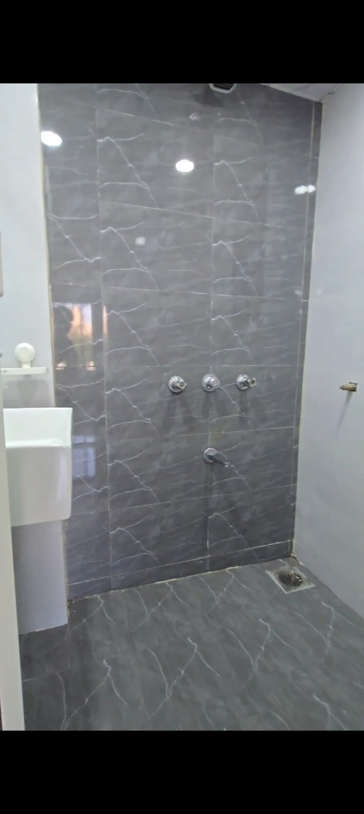 Bathroom, konark-nagar-phase-2 1 Bedroom 750 Sq.Ft. Apartment In Viman Nagar Pune 7939121