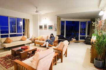 Living Room in 3 BHK Apartment at Bestech Park View City 2, Sector 49 – for Rent