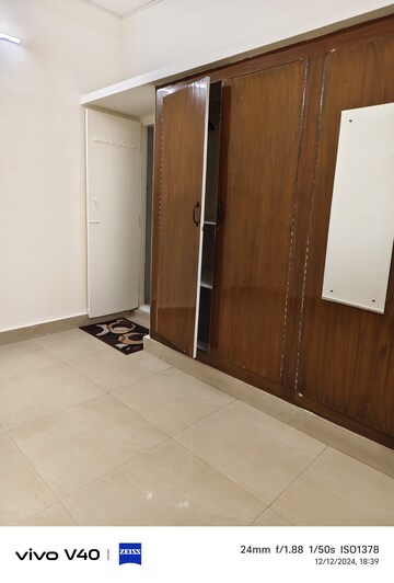 Room in 2 BHK Builder Floor at Indiranagar – for Rent