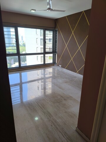 Master Bedroom in 3 BHK Apartment at Imperial Heights Goregaon West, Goregaon West – for Sale