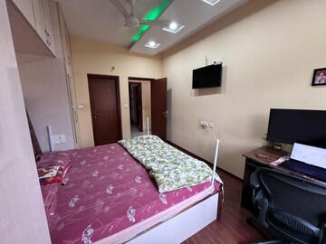 Bedroom in 3 BHK Apartment at Bommanahalli – for Sale