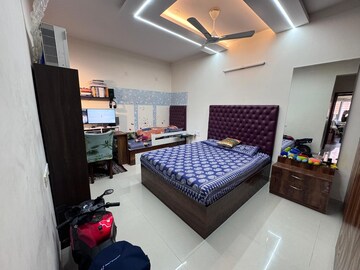 Bedroom in 3 BHK Apartment at Bommanahalli – for Sale