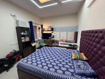 Bedroom in 3 BHK Apartment at Bommanahalli – for Sale