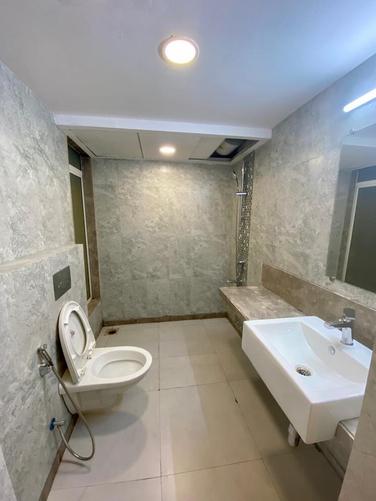 Bathroom, shanti-heights-dadar-east 2 Bedroom 750 Sq.Ft. Apartment In Dadar East Mumbai 7939216