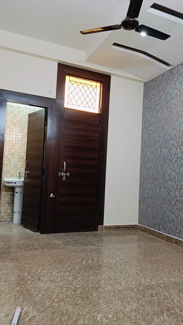 Room, vidhayak-colony 2 Bedroom 850 Sq.Ft. Builder Floor In Nyay Khand I Ghaziabad 7939233