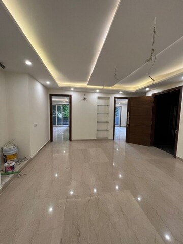 Building Lobby in 3 BHK Builder Floor at Sector 89 – for Sale