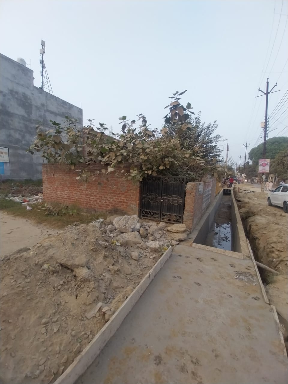 Plot For Sale in Gomtinagar Extension 