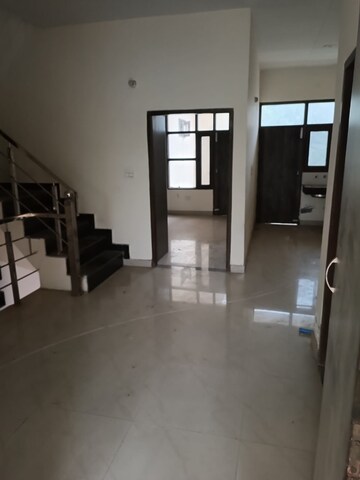 Room in 4 BHK Independent House at MS Enclave Zirakpur, Dhakoli Village – for Rent