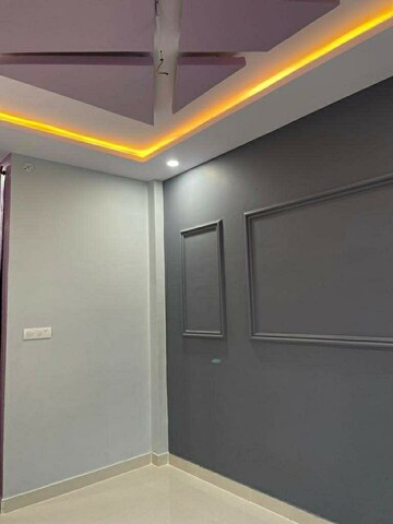 Room in 2 BHK Villa at Faizabad Road – for Sale