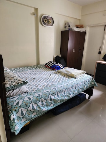 Bedroom in 3 BHK Apartment at Nagarjuna Green Ridge, Hsr Layout – for Rent