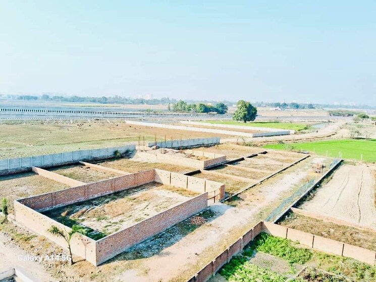 undefined, chithara  121 Sq.Yd. Plot In Chithara Greater Noida 7939358