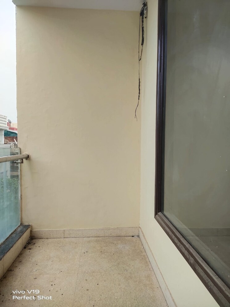 Bathroom, east of kailash 3 Bedroom 127 Sq.Yd. Builder Floor In East Of Kailash Delhi 7939411