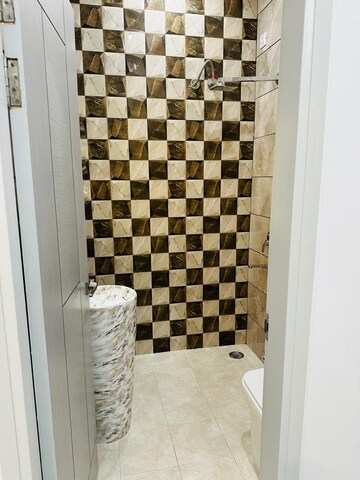 Bathroom in 3 BHK Apartment at Roseate Homes, Ghazipur – for Rent