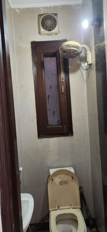 Master Bedroom in 2 BHK Builder Floor at East Of Kailash – for Rent