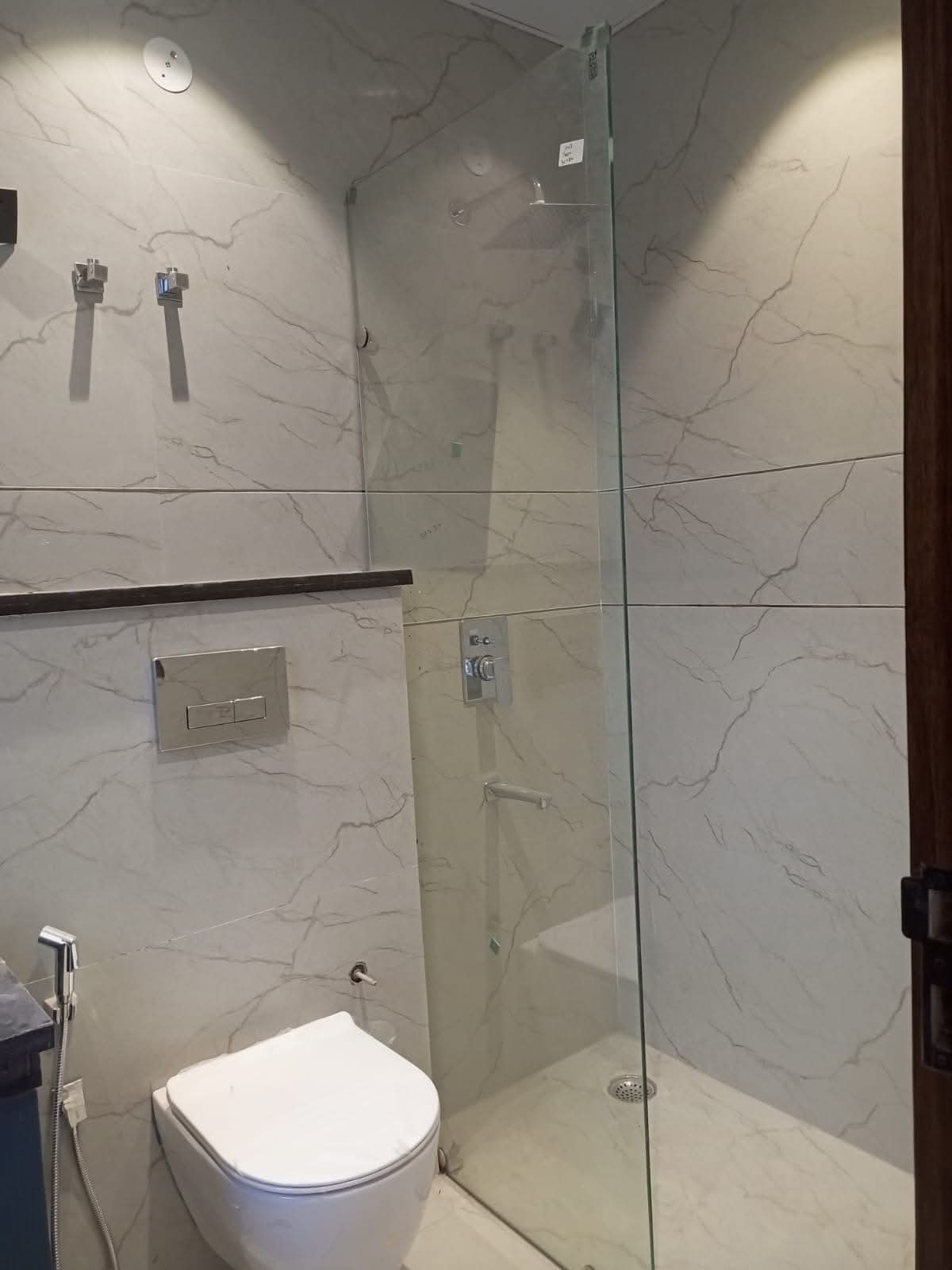 2 BHK Apartment For Sale in Decent Evoq