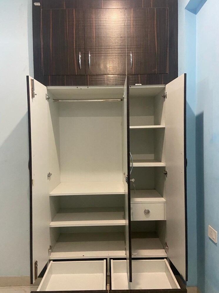 undefined, mahanagar 3 Bedroom 1800 Sq.Ft. Apartment In Mahanagar Lucknow 7939491