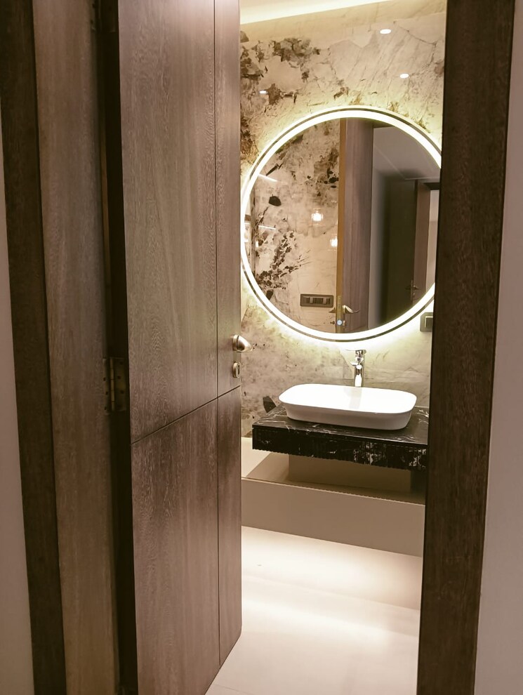 Bathroom, janakpuri 4 Bedroom 300 Sq.Yd. Builder Floor In Janakpuri Delhi 7939490