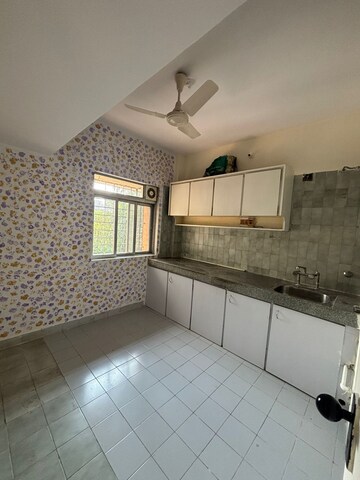 Master Bedroom in 2 BHK Apartment at Bandra West – for Rent