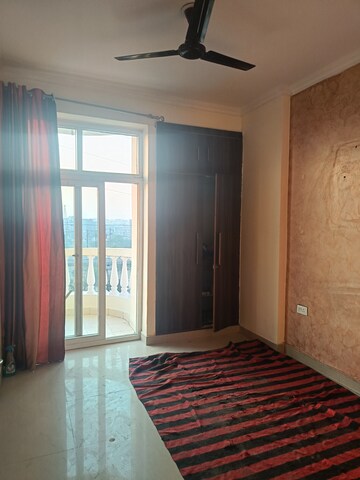 Bedroom in 2 BHK Apartment at Amrapali Silicon City, Sector 76 – for Rent