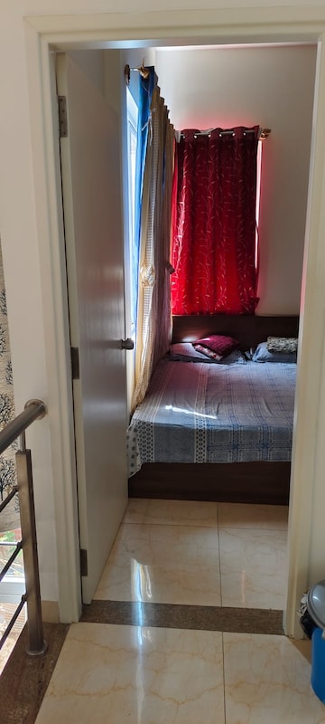 Room in 3 BHK Villa at Kanakapura Road – for Rent