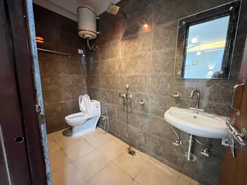 Bathroom in 1 BHK Builder Floor at Saket – for Rent