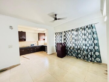 Bedroom in 2 BHK Apartment at Amrapali Silicon City, Sector 76 – for Rent