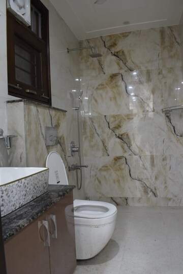 Bathroom in 4 BHK Builder Floor at Housing Board Colony Sector 51, Sector 51 – for Rent