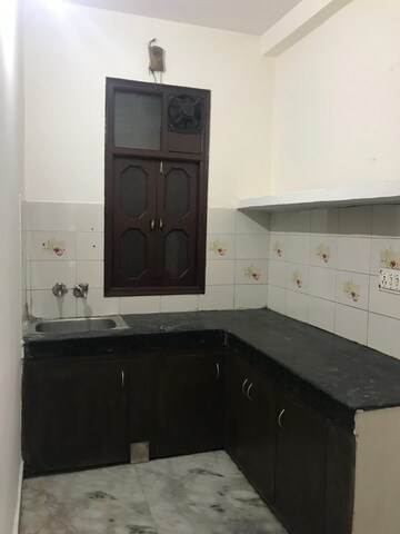 Kitchen in 2 BHK Builder Floor at Mayur Vihar Phase 1 – for Rent