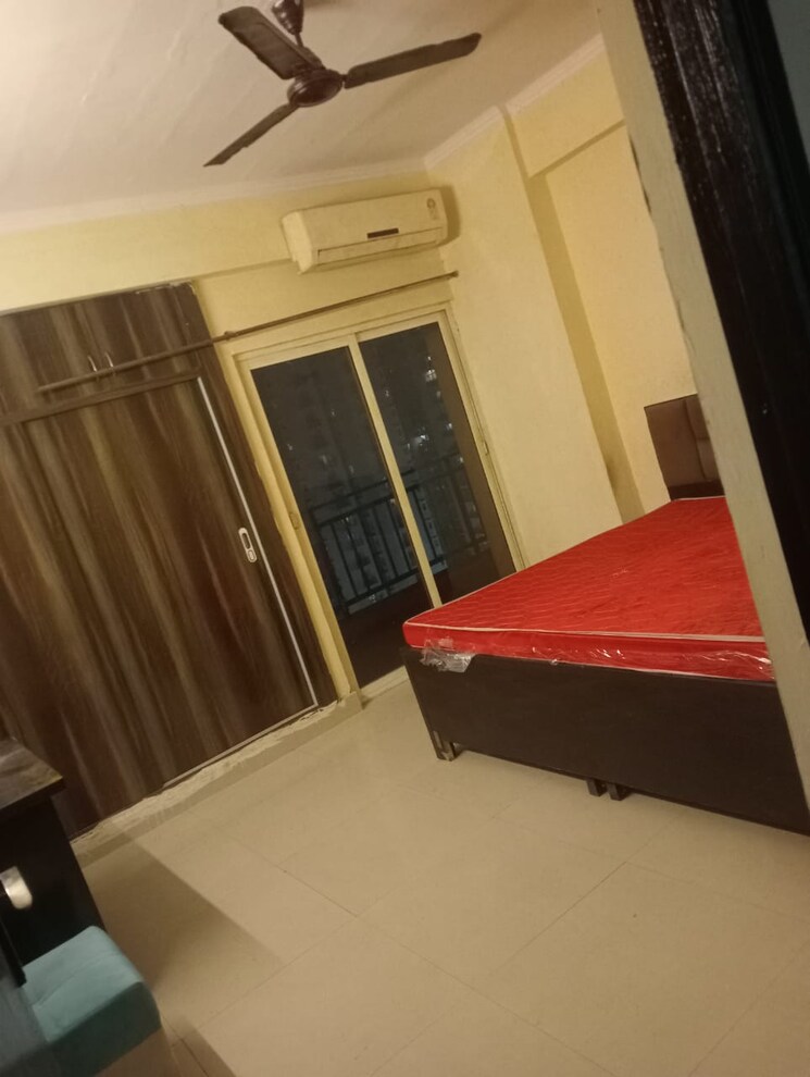 Bedroom, vihaan-greens 3 Bedroom 1350 Sq.Ft. Apartment In Sector 1 Greater Noida Greater Noida 7939566