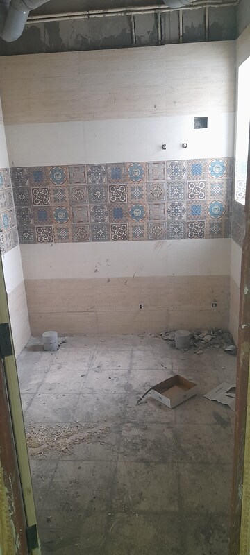 Bathroom in 2 BHK Apartment at Migsun Ultimo, Omicron Iii Greater Noida – for Sale