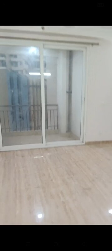 Room in 3 BHK Apartment at Futec Gateway, Sector 75 – for Sale