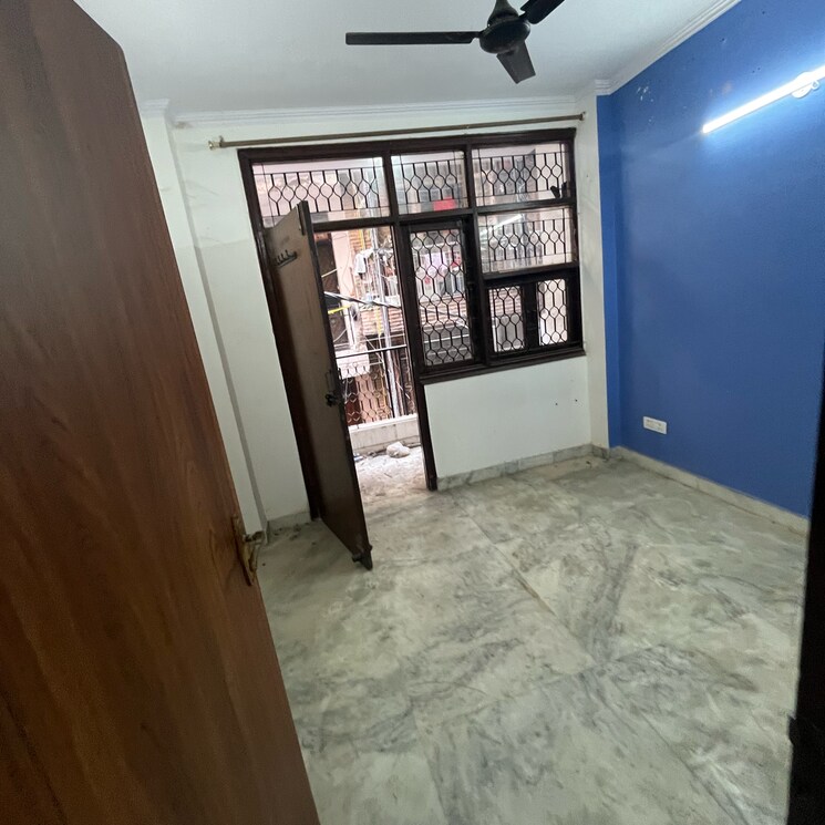 Room, raj nagar extension 2 Bedroom 900 Sq.Ft. Builder Floor In Raj Nagar Extension Ghaziabad 7939705