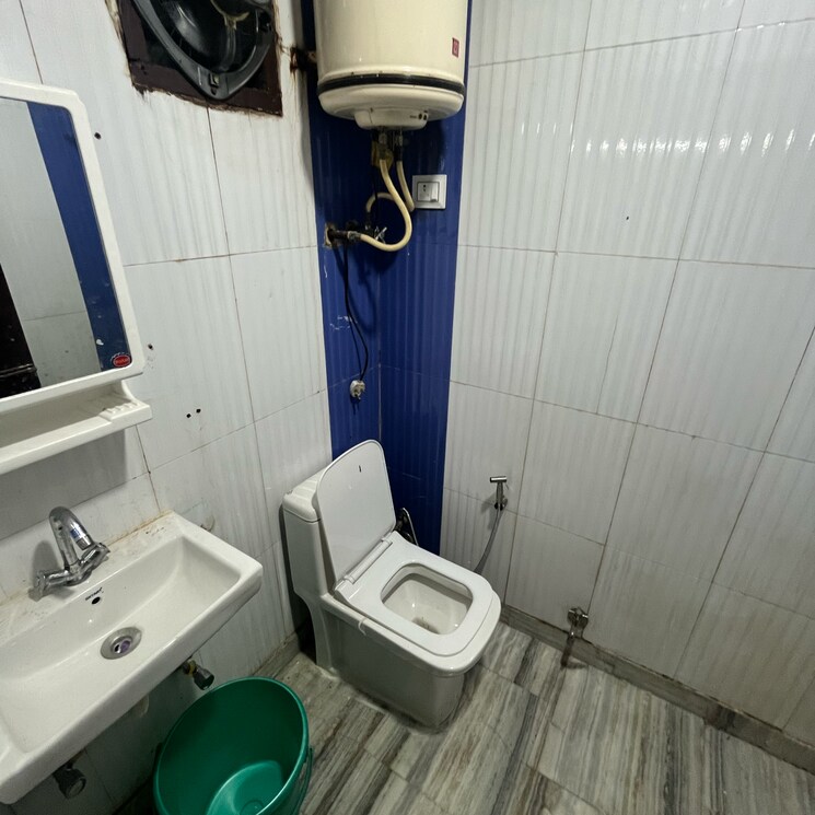 Attached Bathroom, khirki extension 2 Bedroom 900 Sq.Ft. Builder Floor In Khirki Extension Delhi 7939717