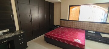Bedroom in 2 BHK Apartment at Bandra West – for Rent
