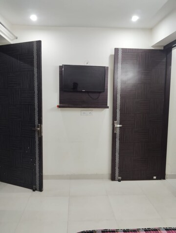 Bathroom in 1 BHK Builder Floor at Saurabh Niwas, Sector 40 – for Rent