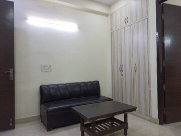 Bedroom in 1 BHK Builder Floor at Saurabh Niwas, Sector 40 – for Rent