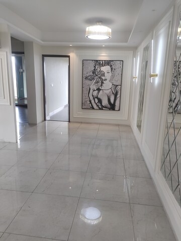 Building Lobby in 2 BHK Apartment at BPTP Discovery Park, Sector 80 – for Sale