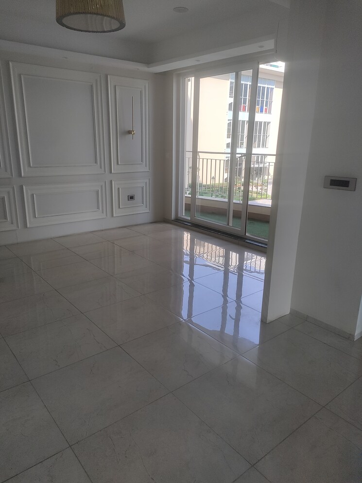 Room, bptp-discovery-park 2 Bedroom 804 Sq.Ft. Apartment In Sector 80 Faridabad 7939871