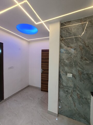 Bathroom in 1 BHK Builder Floor at Malviya Nagar – for Rent