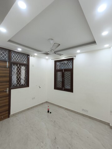 Room in 1 BHK Builder Floor at Malviya Nagar – for Rent