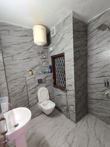 Bathroom in 1 BHK Builder Floor at Malviya Nagar – for Rent