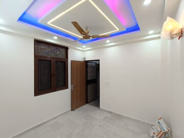 Room in 1 BHK Builder Floor at Malviya Nagar – for Rent