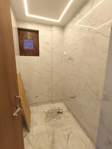Bathroom in 1 BHK Builder Floor at Malviya Nagar – for Rent