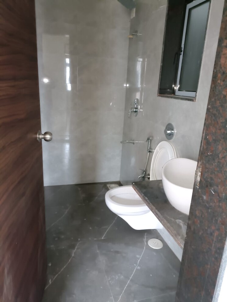 Bathroom, diamond-garden 3 Bedroom 1180 Sq.Ft. Apartment In Chembur Mumbai 7939894