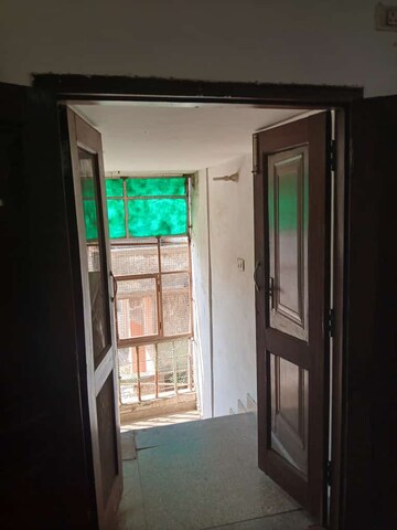 Building Lobby in 1 BHK Builder Floor at Govindpuri – for Rent