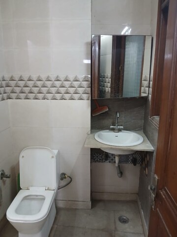 Bathroom in 1 BHK Builder Floor at Govindpuri – for Rent