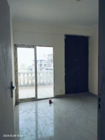 Room in 2 BHK Apartment at KW Srishti, Raj Nagar Extension – for Sale