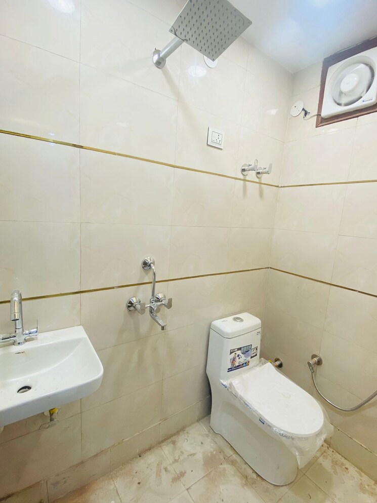 Master Bedroom, govindpuri 3 Bedroom 900 Sq.Ft. Builder Floor In Govindpuri Delhi 7939923