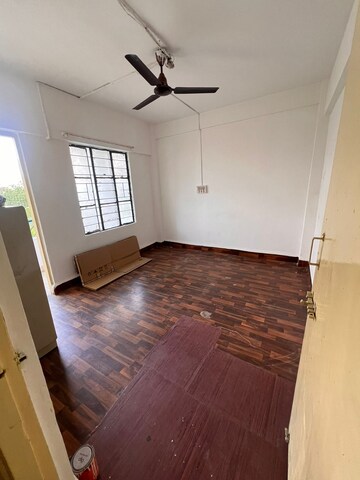 Bathroom in 1 BHK Apartment at Meera Nagar Garden CHS, Koregaon Park – for Rent