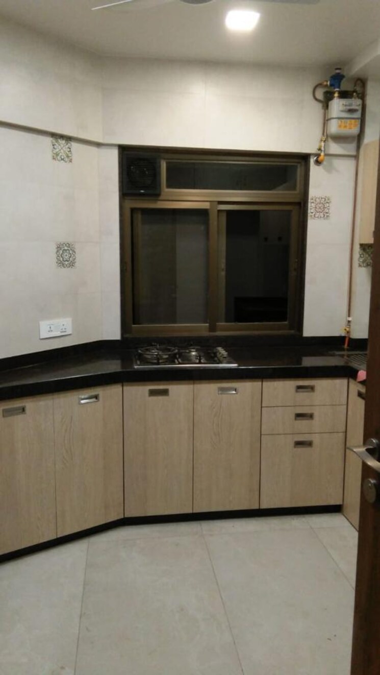Kitchen, vaishali-chs-juhu 2 Bedroom 780 Sq.Ft. Apartment In Juhu Mumbai 7940042